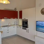 Riba Биоград-на-Мору