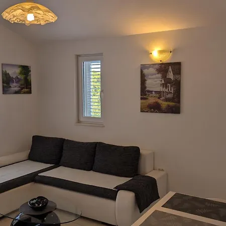 Riba Apartment